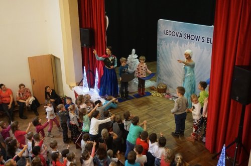 Elsa roztancovala děti v Křižanově