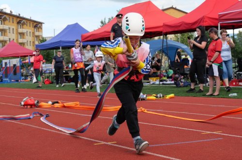 Mladí hasiči poměřili síly na dráze