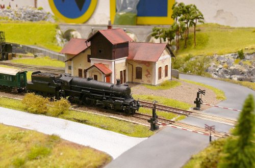 Na lokomotivy, motorové i nákladní vozy láká výstava vláčků