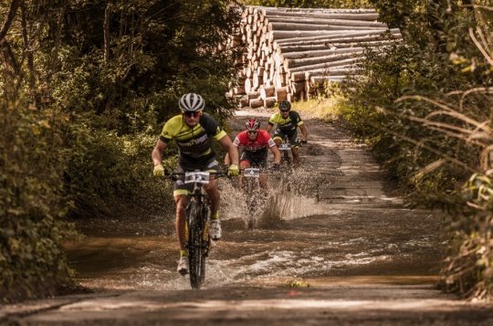 Trasu cyklozávodu MTB Race si závodníci pochvalovali