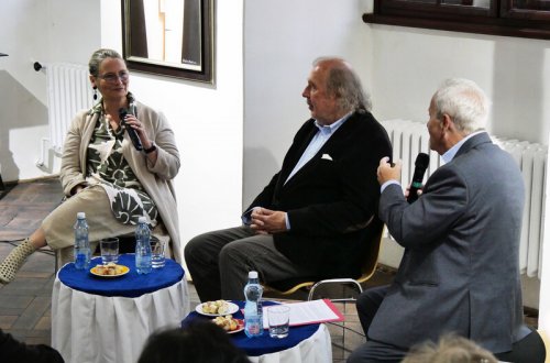 O hledání řetízku a jiných smyslech a nesmyslech života