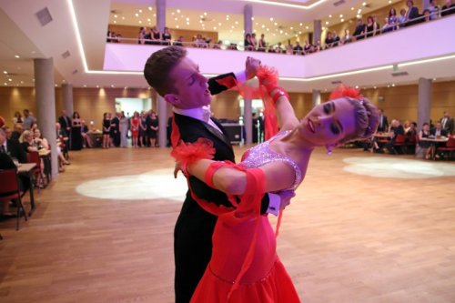 Ples města byl s Kolářem, pianistkou i kouzelníkem