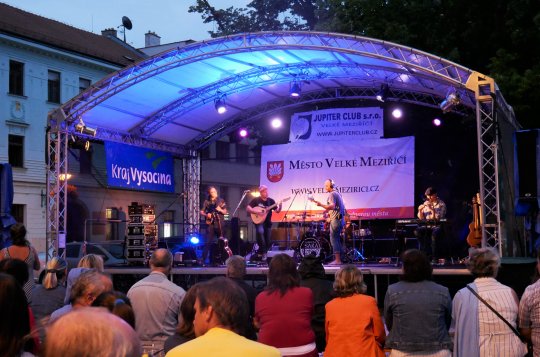 Neděle ve stylu irské hudby uchvátila publikum