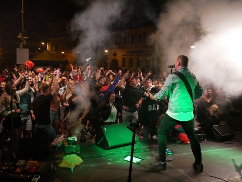 Tisíce lidí navštívily pouťové slavnosti