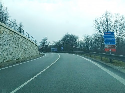 Nově budou řidiči projíždět kyvadlově ještě před omezením u Rudíkova