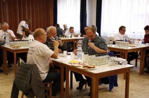 Letošní ročník tradičního koštu obsahuje více než dvě stě vzorků pálenek a likérů