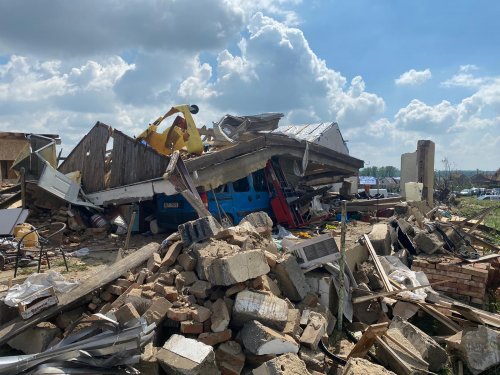 Jedna z prvních pomocí do postižených Mikulčic mířila z Velkého Meziříčí