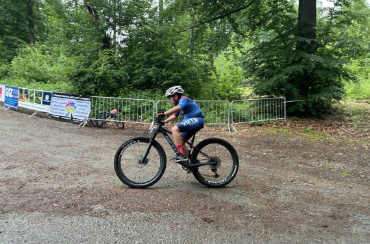 Cyklisté nezahálejí