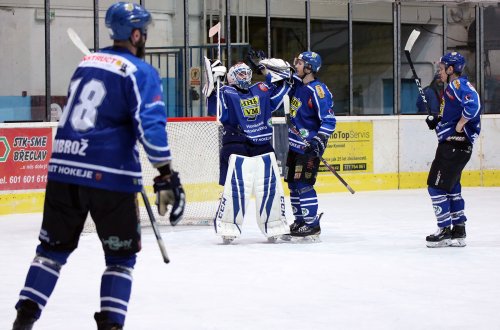 Velkomeziříčští hokejisté jsou v semifinále. V odvetě porazili břeclavské Lvy na jejich ledě 