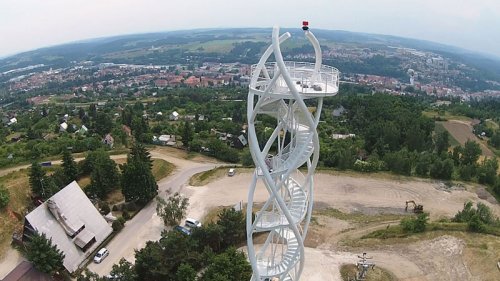 Přijďte na rozhlednu zdolat Everest a podpořit charitu