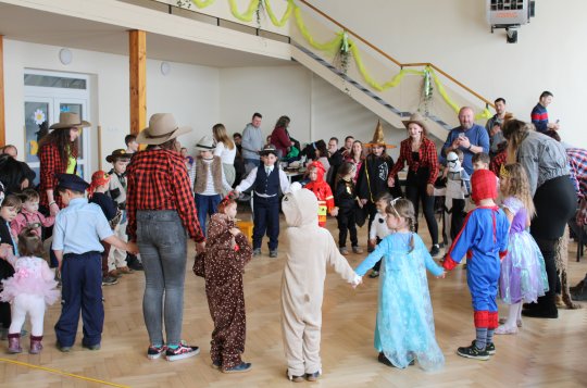 Co se událo v květnu na Dóze?