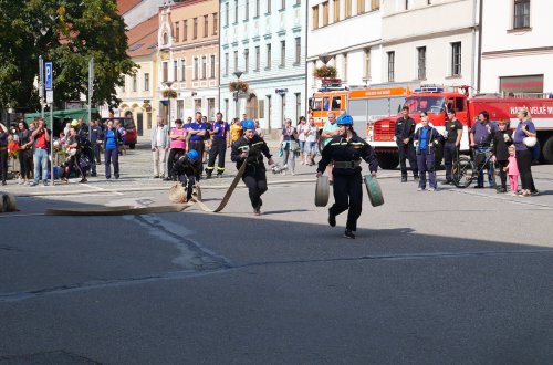 Dobrovolní hasiči soutěžili v požárním útoku s vodu