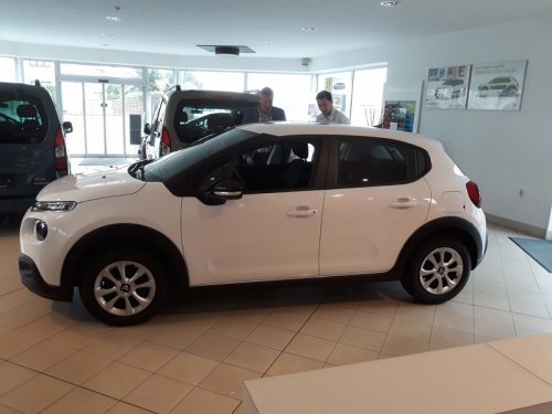 Domácí hospic Vysočina převzal nové auto