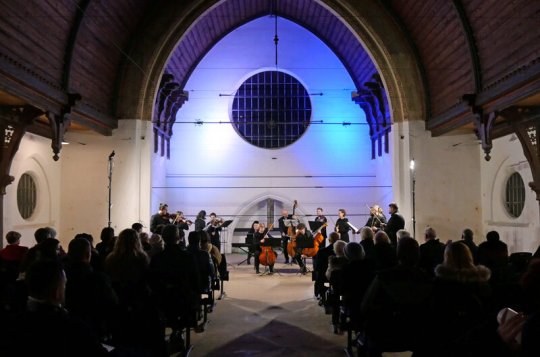 Synagogu rozezněl adventní koncert