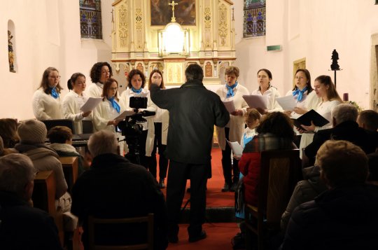 Hudba i dobročinnost: Netínský koncert podpořil klienty denního stacionáře