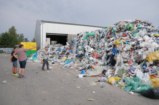 Vytříděný odpad míří do Velké Bíteše