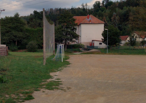 V Mostištích se budou zpevňovat plochy