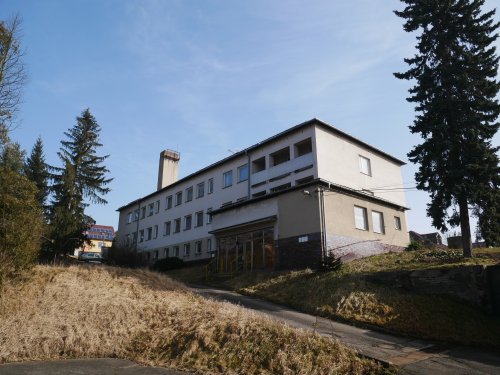 Zastupitelé uvolnili peníze na bytový dům pro seniory