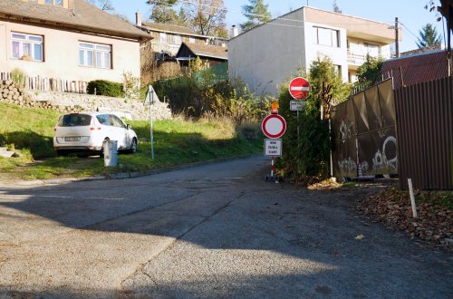 Část ulice Bezděkov se dočká kompletní opravy