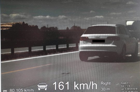 Řidiči se chovají na dálnici D1 neukázněně