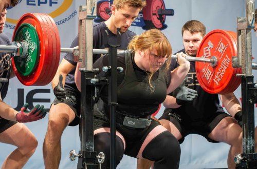 Tereza Březková z Borů je juniorskou mistryní světa v silovém trojboji