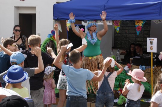 HAVAJ PÁRTY NA DÓZE