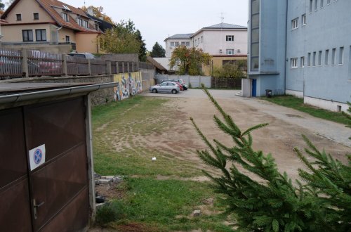 Za zuškou vznikne venkovní pódium