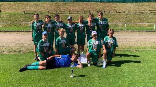 Mladší žáci domů přivezli pohár