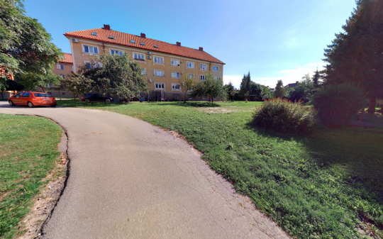 Na hřišti již neparkujte