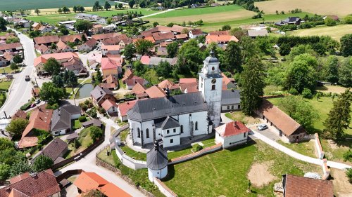 Zapomenuté okamžiky: Smrk a čapí hnízdo jako věčná památka
