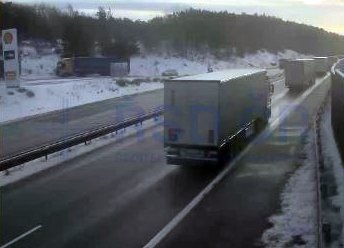 Dálnici včera i dnes ráno blokovaly kamiony. Policie vyzývala řidiče k rozjezdu