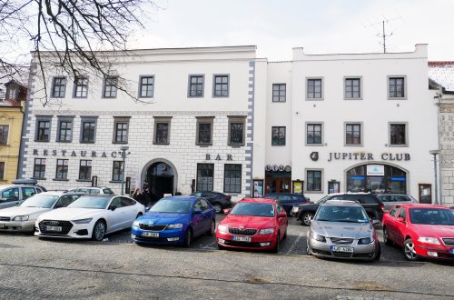 Jupiter club musí omezit svoji činnost