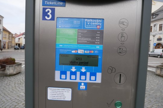 Zaváděcí období parkovacího systému skončilo