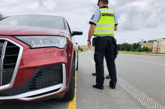 Celkový počet dopravních nehod se meziročně mírně zvýšil o šest procent