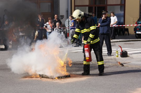 Den záchranářů láká na ukázku techniky i zásahů