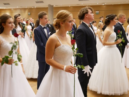 Polonéza otevřela Ples v bílém