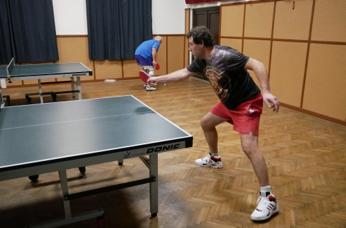 Vánoční turnaj ve stolním tenise opět ve Lhotkách