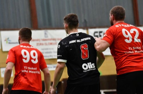 HÁZENÁ: Muži doma nestačili na lídra z Olomouce