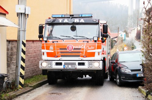 Velkomeziříčští dobrovolní hasiči testovali průjezdnost ulic