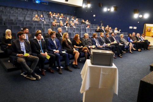 Vedení města chce navýšit odměny radním, zastupitelům a členům výborů a komisí