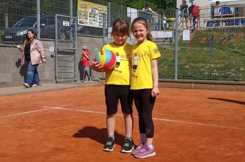 Velké Meziříčí hostilo barevný minivolejbal