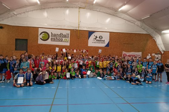 Minižáci házené získali na přeborech České obce sokolské zlaté medaile