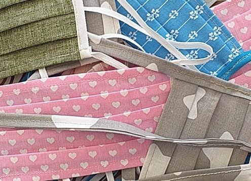 Roušky chybí i terénní službě. Jak můžete pomoci?