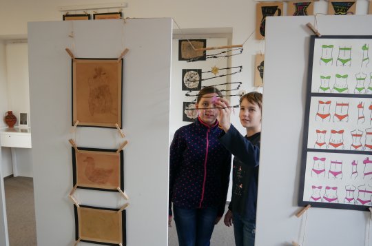 Za dějinami umění se vydejte do knihovny