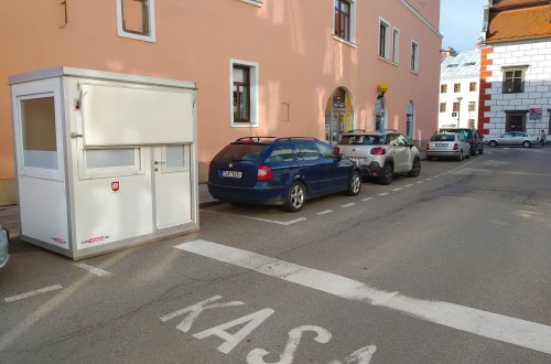 Město plánuje obnovit poplatek za vjezd na náměstí 18. května