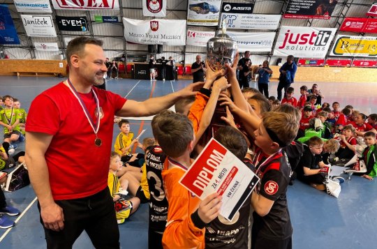 Minižáci házené zvítězili na domácím Memoriálu Karla Kaštana