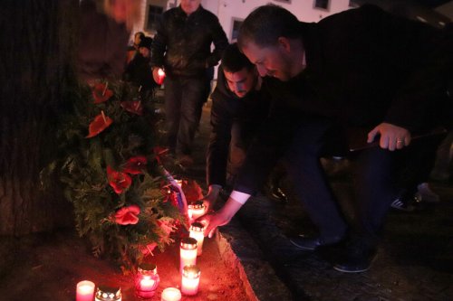 Velkomeziříčští uctili 17. listopad svíčkami i Modlitbou pro Martu