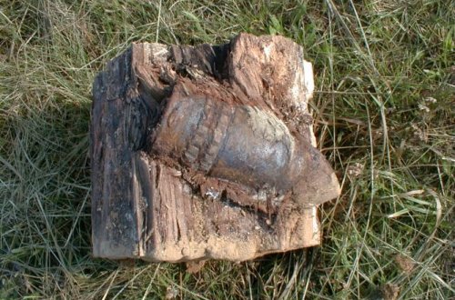 V Ostrově našli granáty a minu z druhé světové války 