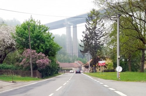 Bezpečnější pro chodce se stane ulice Vrchovecká