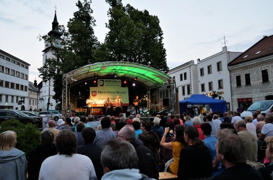 Pátek se nesl ve znamení bluegrass a country music